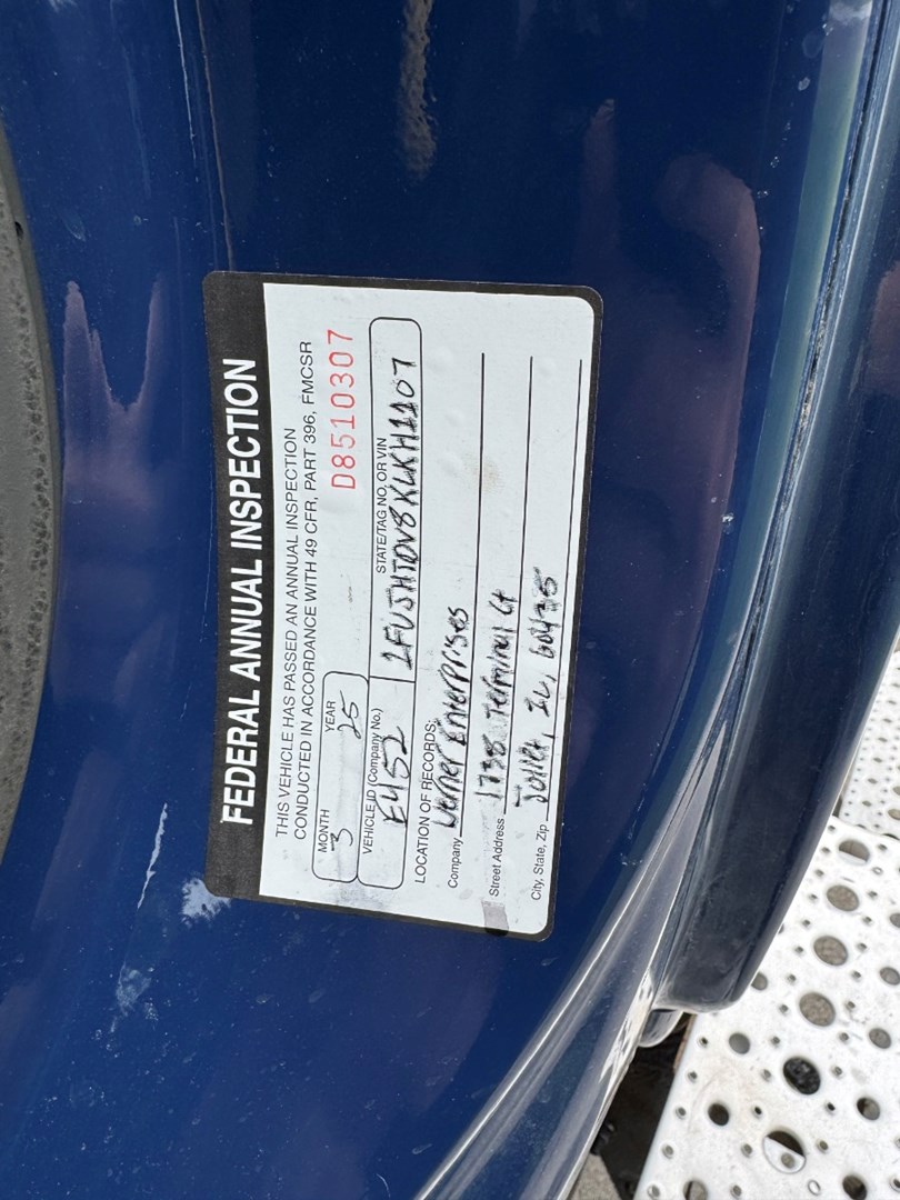 2019 FREIGHTLINER CASCADIA 113 - USED TRUCKS DAY CAB - image 19